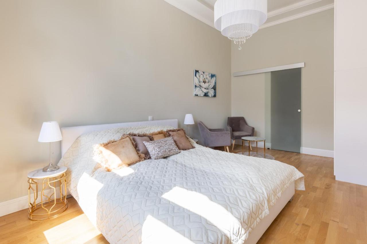 Designer Luxury Home In The Jewish Quarter 부다페스트 외부 사진